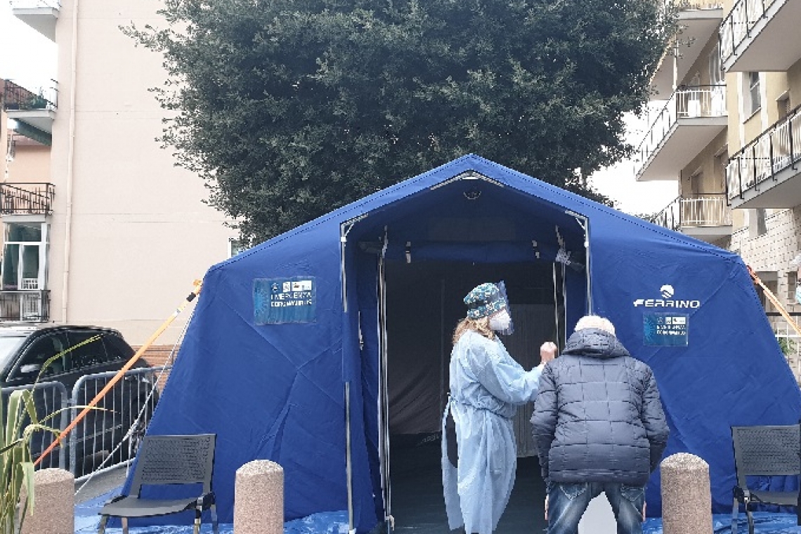 Emergenza Covid-19: a "Pietra Medica" una tenda  per tamponi e vaccini